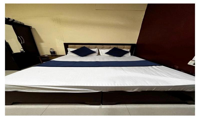 Hotel Dev Residency Pg - Varanasi — Photos 1